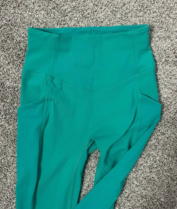 Lululemon Wunder Train High-Rise Leggings With Pockets - Image 3