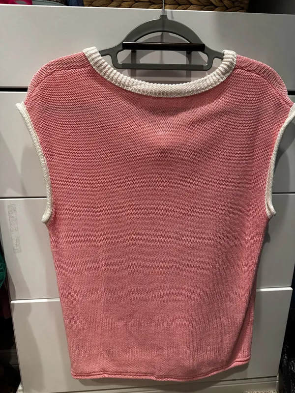 Pink Contrast Trim Sweater Vest 💗🤍 - Image 2