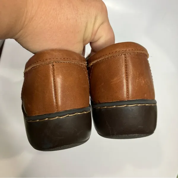Clarks brown leather loafers slip‎ on loafers business casual comfort women’s 7 - Image 6