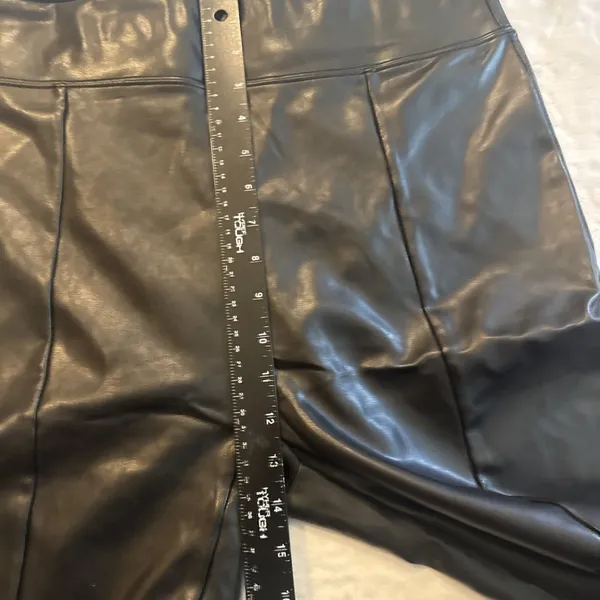 Abercrombie & Fitch Faux Leather Pants Size XL - Image 7