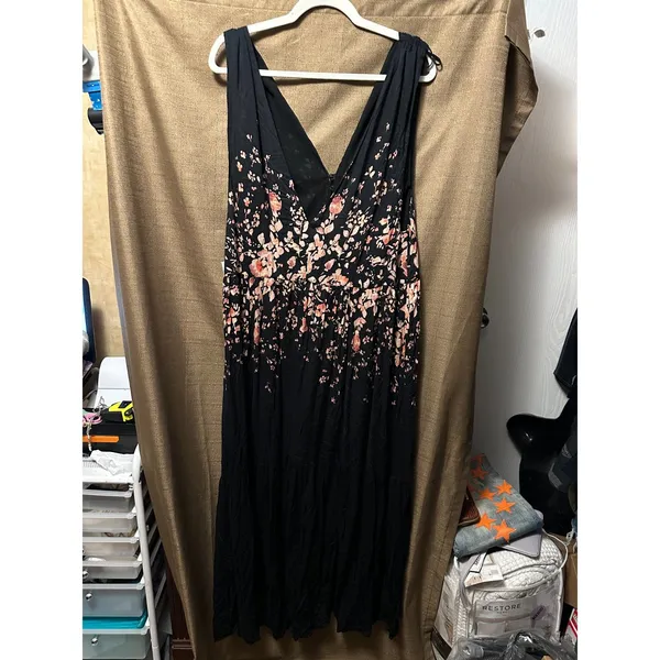 NWT Urban Outfitters Pink Floral V Neck Jumpsuit Black Size Large Wide Leg - Image 2