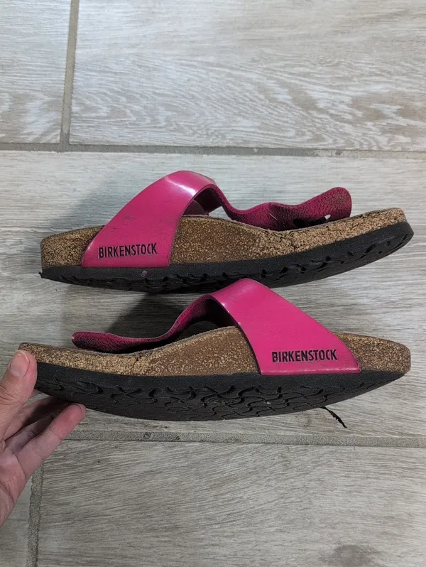 Birkenstock Patent Pink Gizeh Sandals | Women's 38 Birkenstock Gizeh Sandals - Image 9