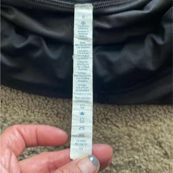 Lululemon Speed Shorts size 8 - Image 5