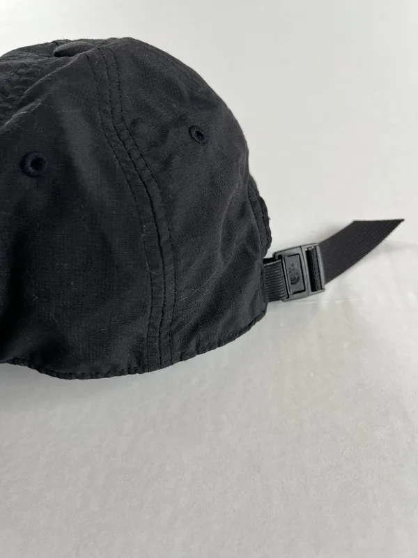 The North Face‎ Sz S Juniors Youth 66 Classic Tech Ball Black Adj Strap - Image 5