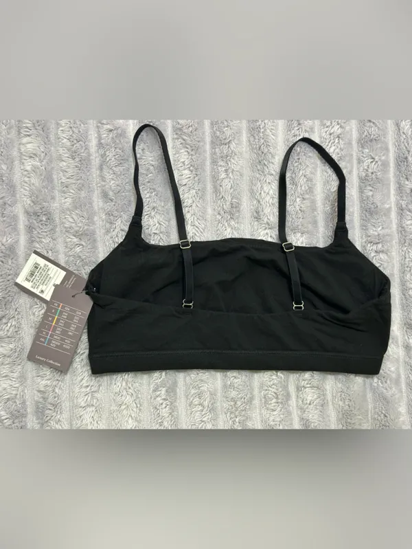 Auden Black Stretch Bralette with Adjustable Straps - Image 4