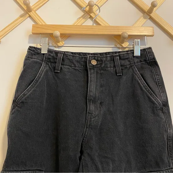 Levi's Black '94 Baggy Cinched Ankle Cargo Jeans size 24 - Image 2