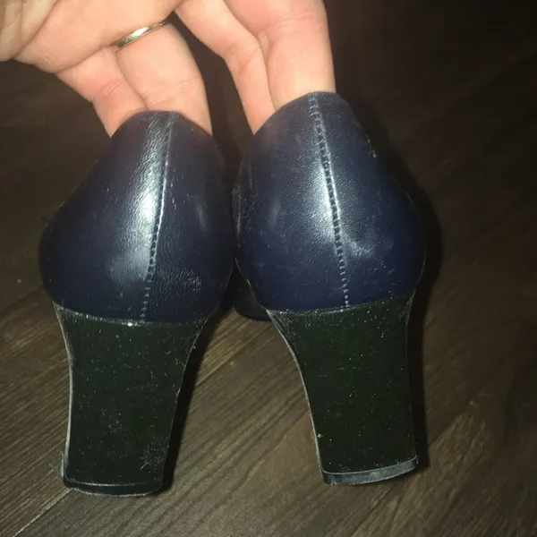 Etienne Aigner Navy and black pumps, 8N - Image 3