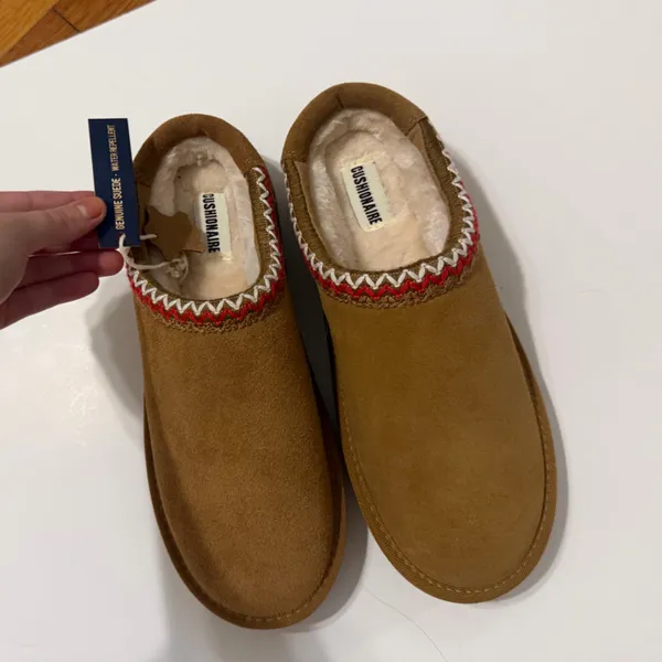 NWT slippers - Image 2