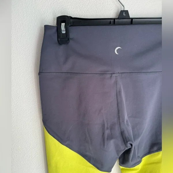 Zyia Active Parallel Luxe Neon Yellow Leggings - Image 5