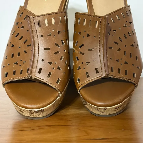 Mudd Womens Khloe Cognac Brown Laser Cut‎ Cork Wedge Platform Sandals Size 8.5 - Image 4