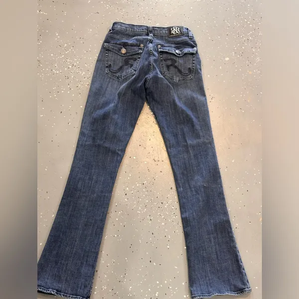Kasandra rock and republic jeans. Sz 8m. Boot cut low rise - Image 3