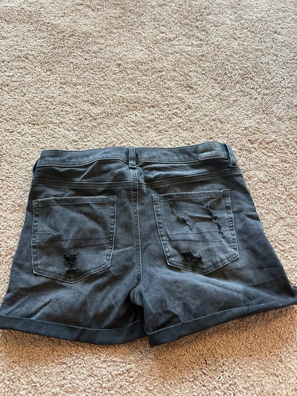 American Eagle Shorts - Image 2