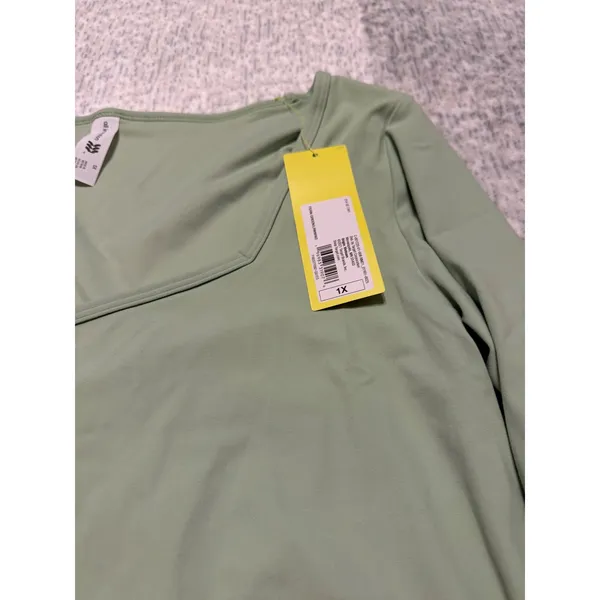 All in Motion Women's Cropped Long Sleeve Square Neck‎ Top Sage Green Size 1X - Image 2