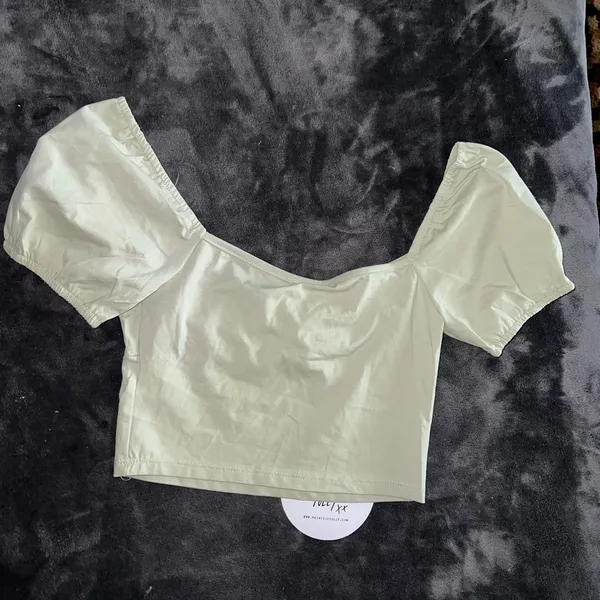 Princess Polly Kendall Crop Top in Sage Size 0 New with tag - Image 7