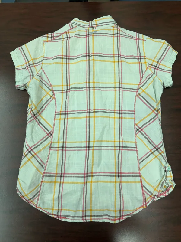 Columbia Plaid Cream Colored Plaid Button Up Short Sleeve Shirt Size Medium - Image 3