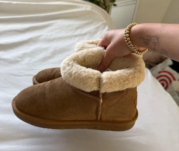 Cozy Mini Boots Brown Size 11 - Image 3