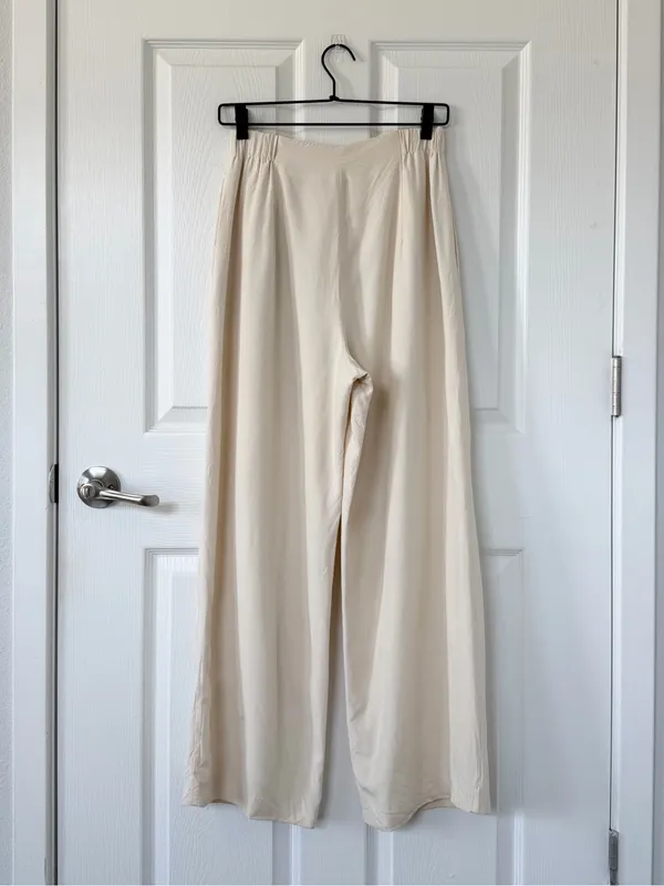 100% Silk High-Waist Wide Leg Lined Pants in Ivory with Mother of Pearl Buttons - Image 2