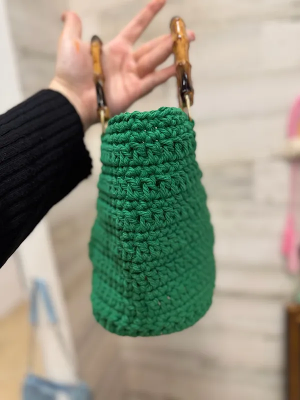Handmade Emerald green crochet bag - Image 3