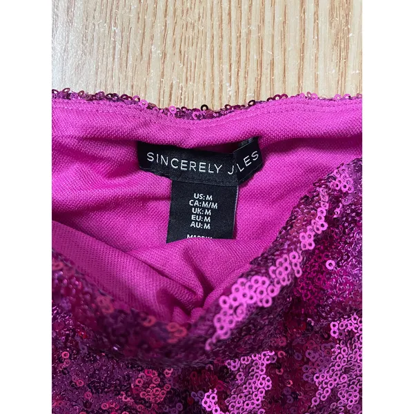 New Women’s Sincerely Jules Sequined Ruched Mini Skirt Dark Pink size Medium - Image 6