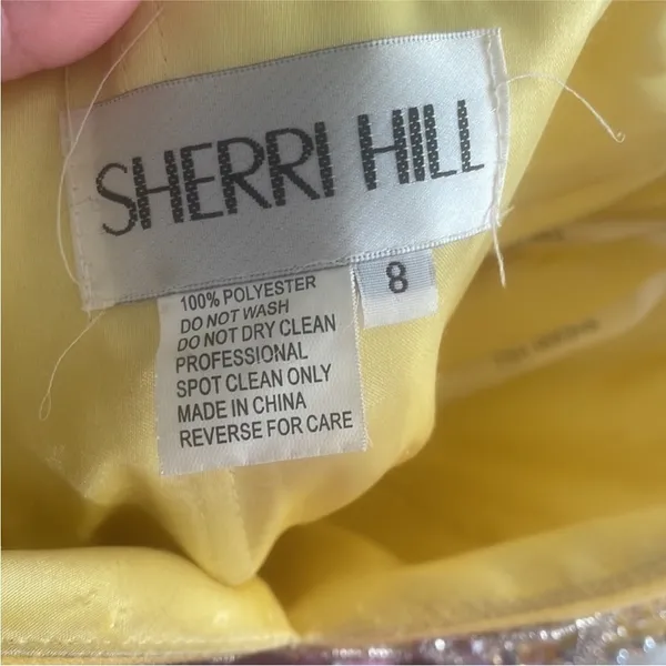 Sherri Hill Size 8 Yellow Prom Homecoming Dress. - Image 3