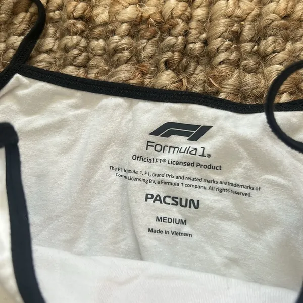 PacSun Formula 1 Racing White Crop Tank Size Medium - Image 4