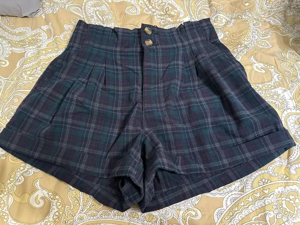 American Eagle Plaid Shorts - Image 2