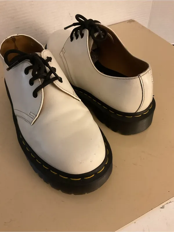 Dr. Martens women White Leather smooth Platform Oxfords shoes US 8 - Image 7