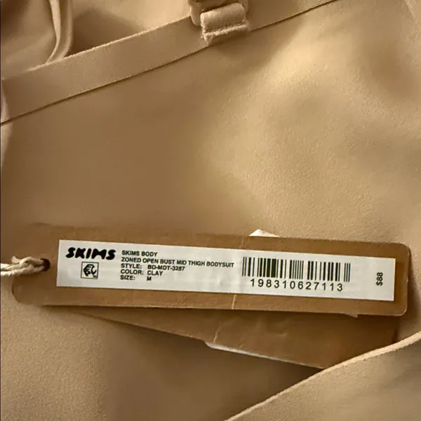 SKIMS BODY High-Waist (B11) Mid-Thigh Shapewear Bodysuit size M CLAY - Image 5