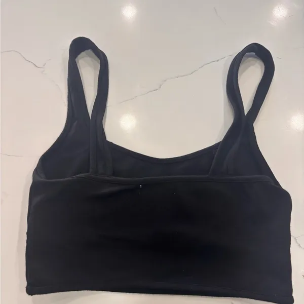 Urban outfitters Women's Black Sports Bra size M - Image 3