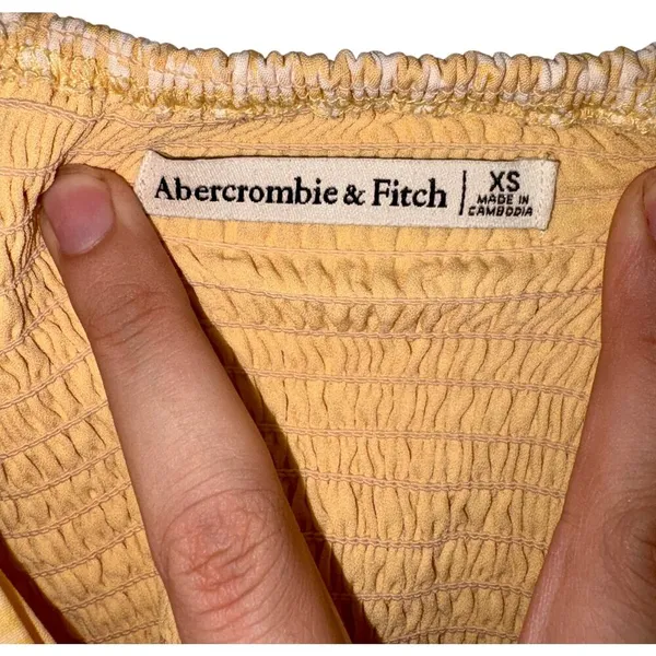 Abercrombie & Fitch Yellow White Floral Ruched Smocked Crop Top Tank Top Size XS - Image 4