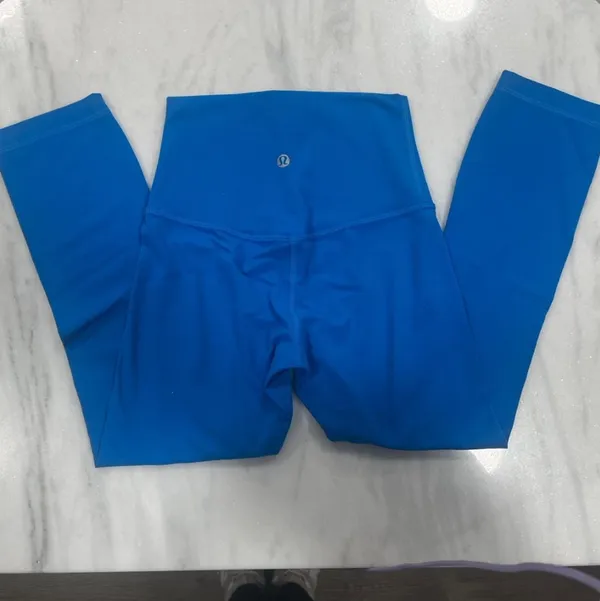 Poolside Lululemon Leggings 25" High-Rise Align - Image 2