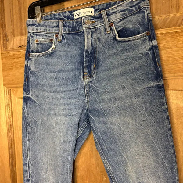 Zara‎ women’s Denim Blue Straight Jeans size 2 - Image 2