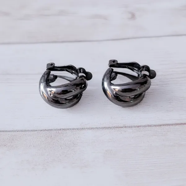 Vintage Clip On Earrings Dark Grey Twisted Chunky Hoops - Image 5