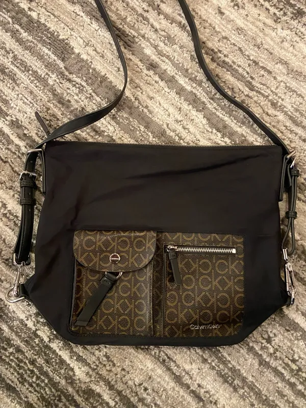 Calvin Klein Black Nylon Crossbody Purse - Image 5