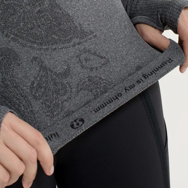 Lululemon Running Shirt Womens 12 Long Sleeve Paisley Gray Black Limited Edition - Image 4