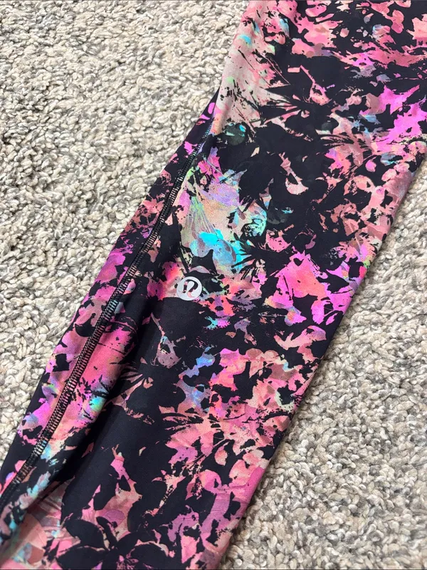 Lululemon Base Pace High-Rise Tight 25" size 4 - Image 4