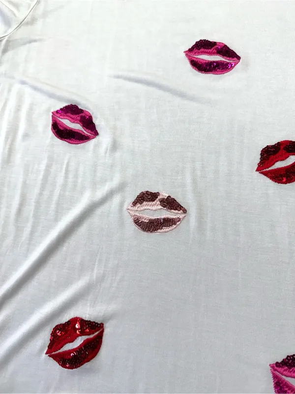 INC International Concepts White Short Sleeve Tee with Sequined Lips Size L - Image 11