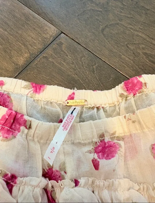 Free People Bloomer Shorts - Image 3