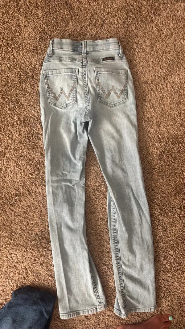 Wrangler Jeans Willow Ultimate Riding Bootcut 3x34 - Image 2