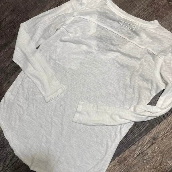 We the free NWOT White long sleeve top size small‎ - Image 3