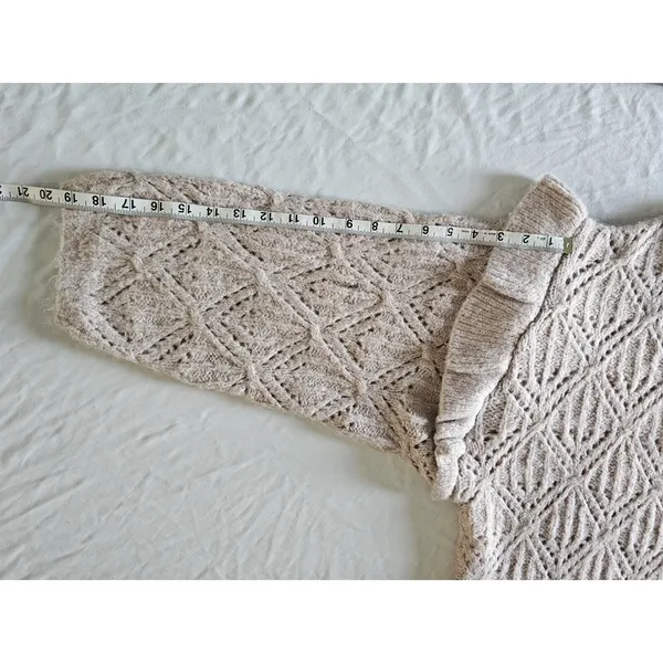 Old Navy Sweater Sz 4X Pointelle Knit Ruffle Trim Metallic Oatmeal Cozy‎ - Image 6