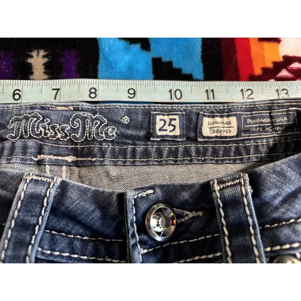 Miss Me Straight Cropped Denim Jeans Embroidered/Gems Logo Size‎ 25 Low Rise - Image 5
