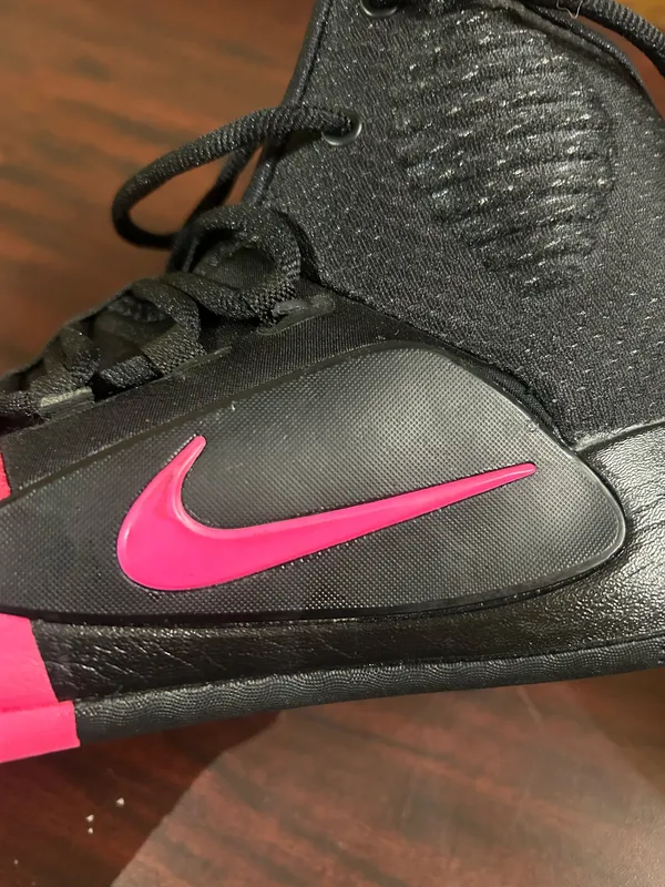 Nike Hyperdunk Basketball Shoes Women’s 7.5 - Image 5