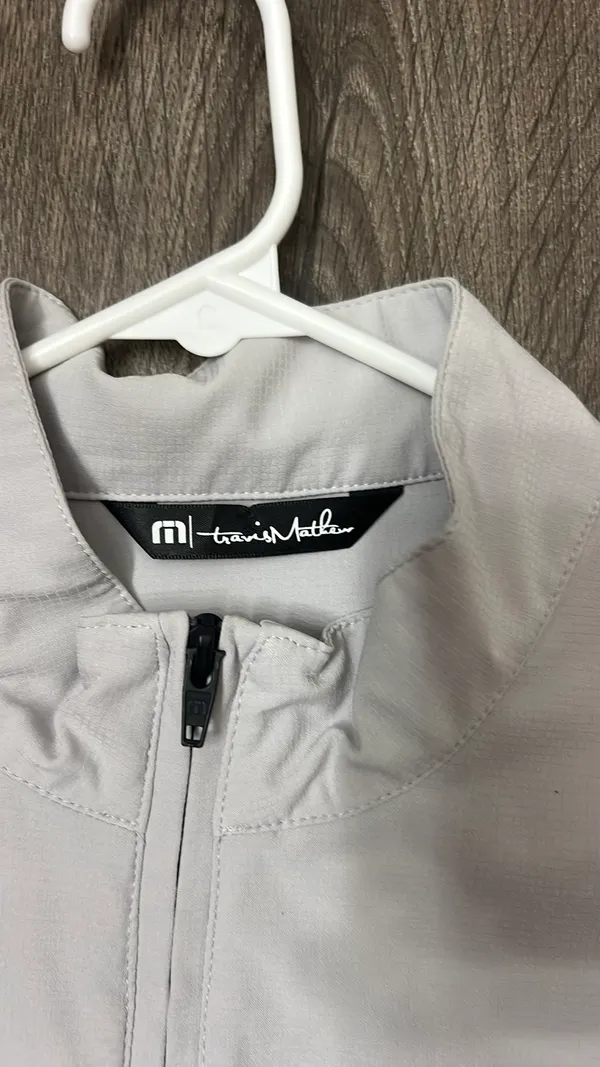 Men’s Travis Mathew quarter-zip - Image 2