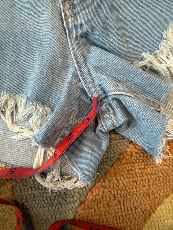 Edikted Denim Jean Shorts Button Fly High Rise Very Distressed Ripped Size XS - Image 2