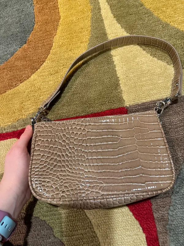 Urban Outfitters Rosie Chain Baguette Purse Taupe Shoulder Purse Bag Y2K Style - Image 2