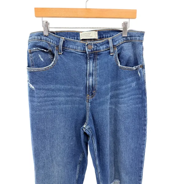 Abercrombie‎ & Fitch 90s Straight Ultra High Rise Distressed Blue Jeans 32 14R - Image 2