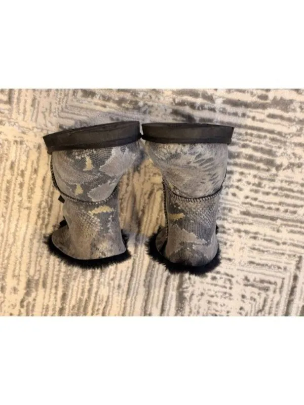 UGG women's US size 8 Mini Bailey Bow Snake Boots MSRP $225. - Image 5