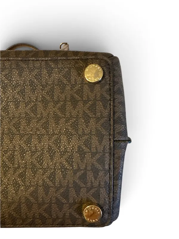 Michael Kors Teagen Large Logo Shoulder Bag Brown MK Monogram EUC purse handbag - Image 5