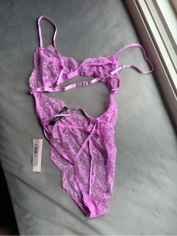 NWT Victoria’s Secret lace bodysuit - Image 3